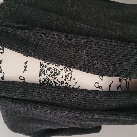 ๐ The limited short sleeve long cardigan - Picture 4 of 6